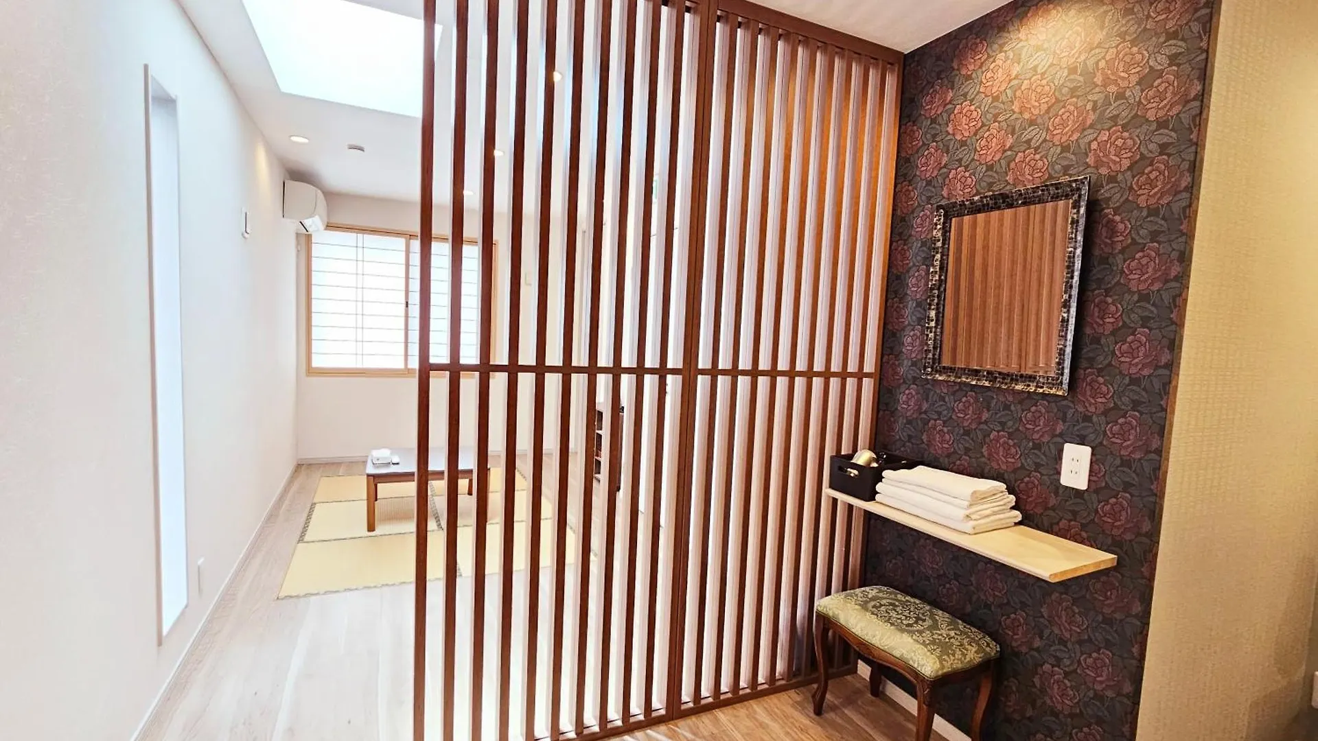 Holiday home Hanen半園 Osaka